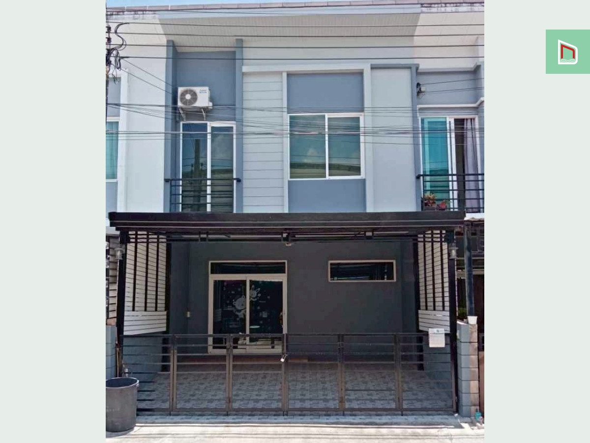 For SaleTownhomeLadkrabang, Suwannaphum Airport : Gusto Townhouse Bangna-Suvarnabhumi Big Crocodile Head, Bang Sao Thong, 3 rooms, 2 bathrooms, land 21.2 sq m, 2.190 million, addition to the back of the house, quiet, near the airport.