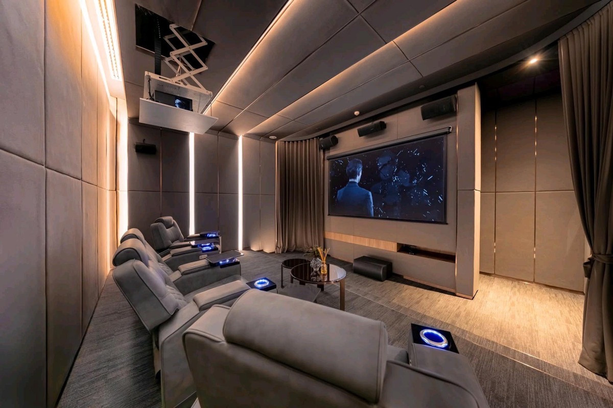 ให้เช่าคอนโดสุขุมวิท อโศก ทองหล่อ : AESTIQ Thonglor — Luxury Urban Pet-Friendly 🐶😸 @bhumdevelopment