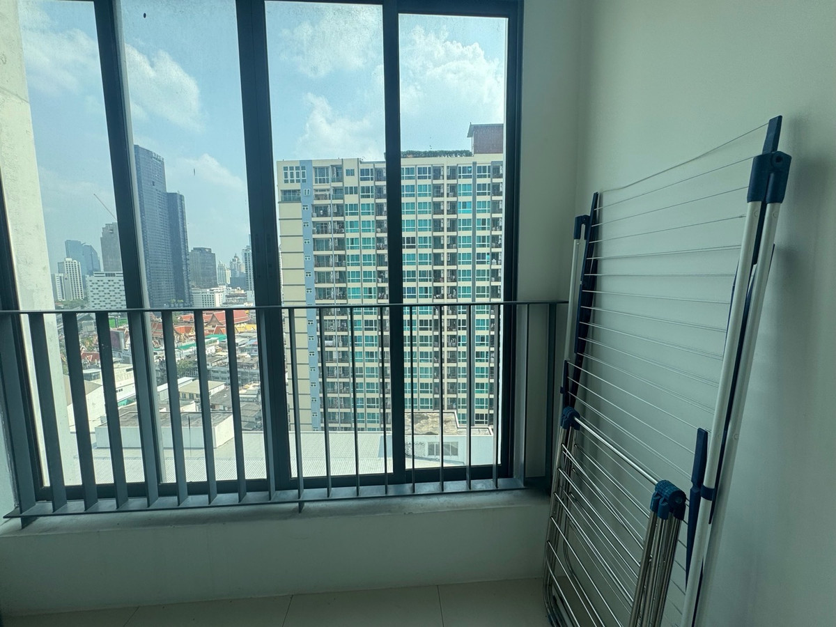 ขายคอนโดสยาม จุฬา สามย่าน : ขายคอนโด IDEO Q Chula–Samyan📍 ทำเลทองใจกลางสามย่าน ใกล้จุฬาลงกรณ์มหาวิทยาลัย 1 Bed 32ตร.ม ราคา 5.5 ล้านบาทPhat: 064-642-8664Nui: 094-624-2014