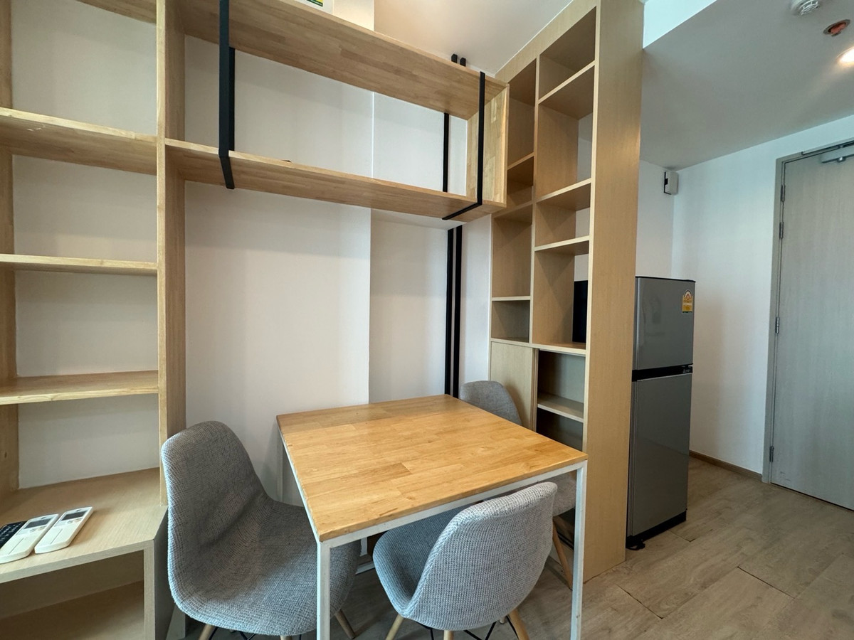 ขายคอนโดสยาม จุฬา สามย่าน : ขายคอนโด IDEO Q Chula–Samyan📍 ทำเลทองใจกลางสามย่าน ใกล้จุฬาลงกรณ์มหาวิทยาลัย 1 Bed 32ตร.ม ราคา 5.5 ล้านบาทPhat: 064-642-8664Nui: 094-624-2014