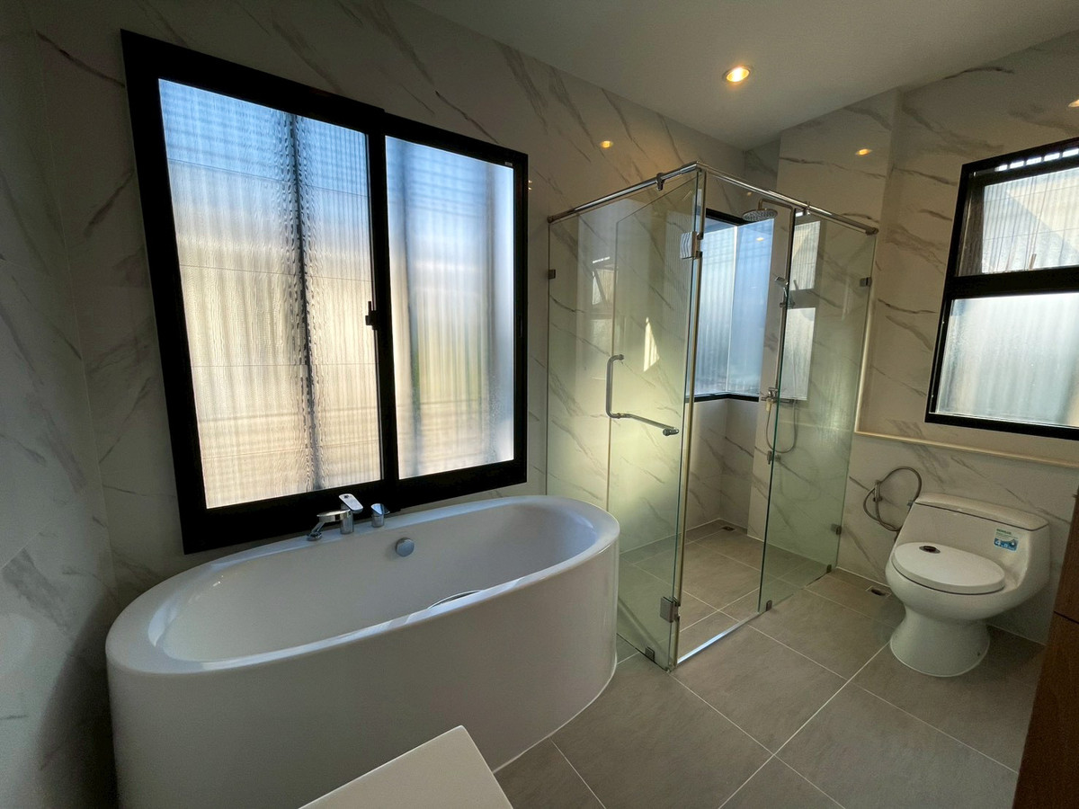 For RentHouseThaphra, Talat Phlu, Wutthakat : Pet-Friendly | Ultra-Luxury Living | 1 Min to BTS & MRT Bang Wa! 🚆