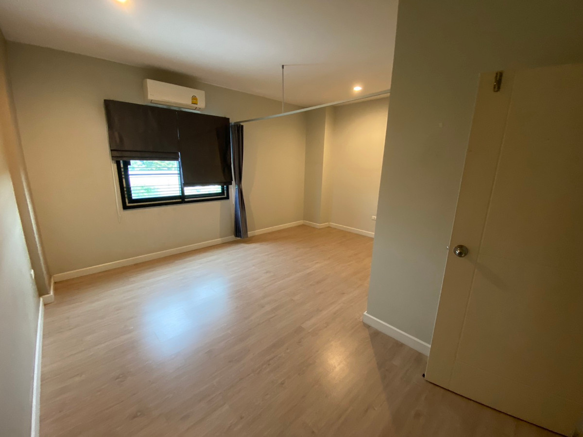 ขายทาวน์โฮมมีนบุรี-ร่มเกล้า : Nalin Grand Avenue Wongwean - Rama 9 / 3 ห้องนอน (ขาย), นลิน แกรนด์ อเวนิว วงแหวน - พระราม 9 / 3 Bedrooms (FOR SALE) AA606