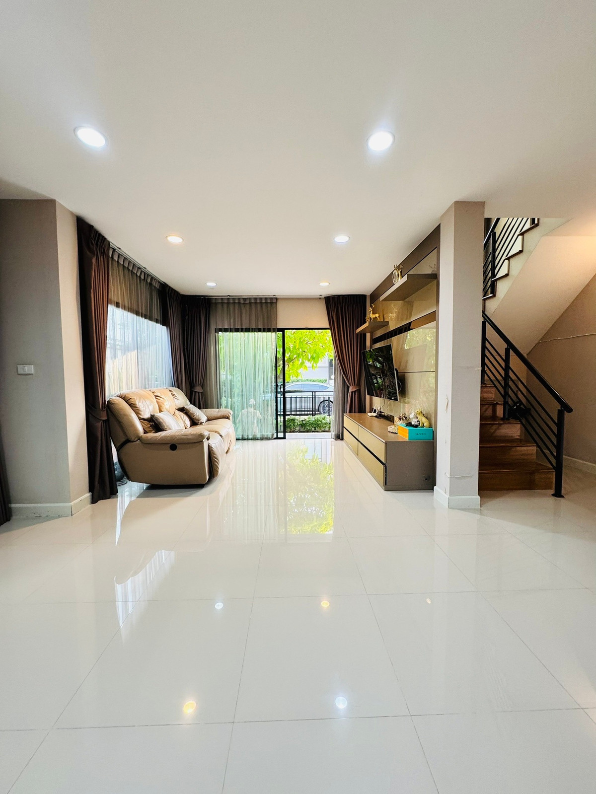 ขายบ้านปิ่นเกล้า จรัญสนิทวงศ์ : ขาย บ้านเดี่ยว โครงการไลฟ์บางกอก บูเลอวาร์ด ราชพฤกษ์-ปิ่นเกล้า 