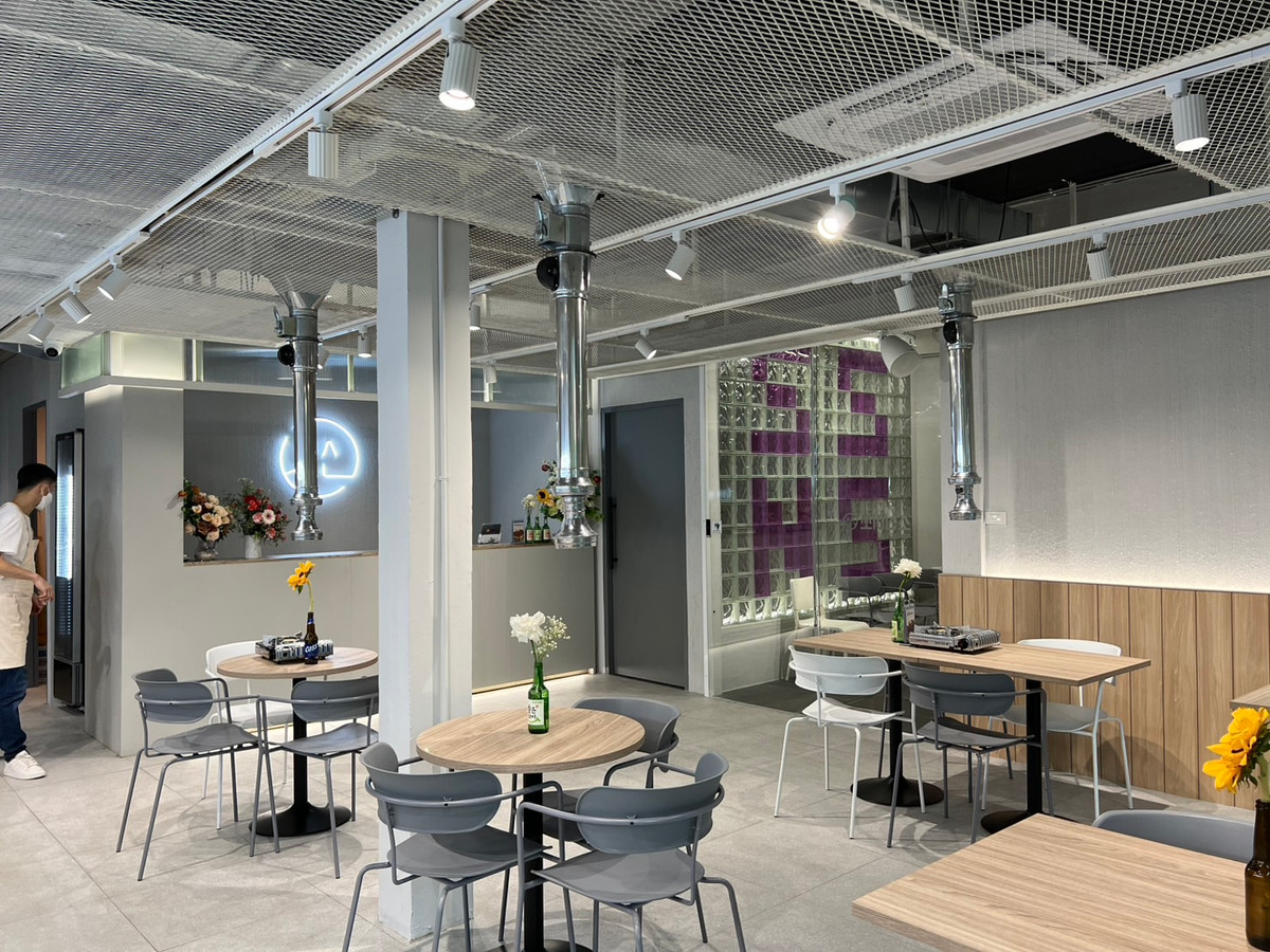 For RentRetail SpaceAri,Anusaowaree : 2-Story Restaurant for Takeover Near Bts Ari Fully Equipped