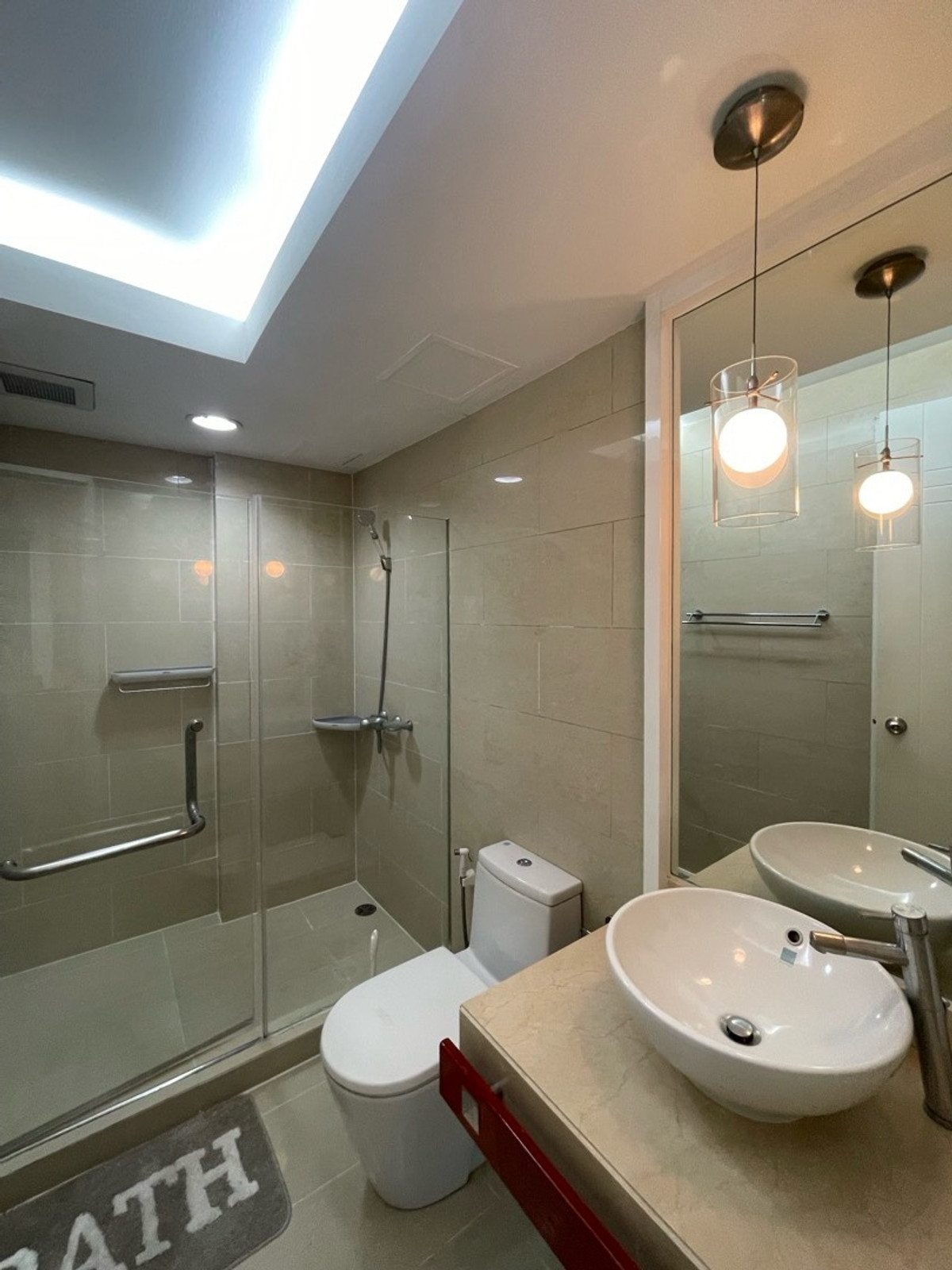 ให้เช่าคอนโดสีลม ศาลาแดง บางรัก : The Bangkok ถนนทรัพย์ (The Bangkok Thanon Sub  MRT สามย่าน ห้องมุม @bhumdevelopment