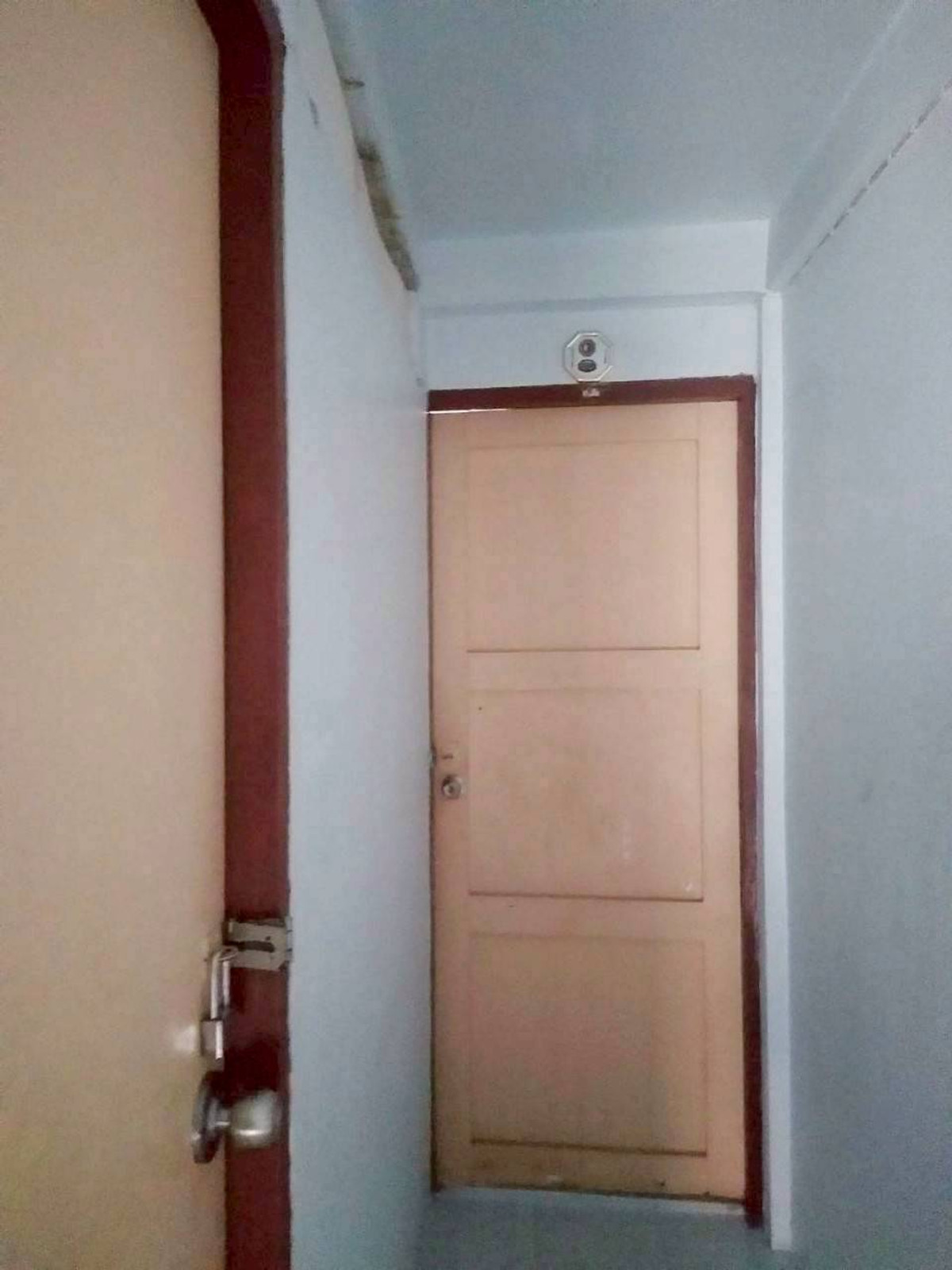 ขายอาคารพาณิชย์อารีย์ อนุสาวรีย์ : ขายอาคารพาณิชย์ 3 ชั้น ใจกลางพหลโยธินซอย1 มีผู้เช่าอยู่ เหมาะลงทุน - ค้าขาย  