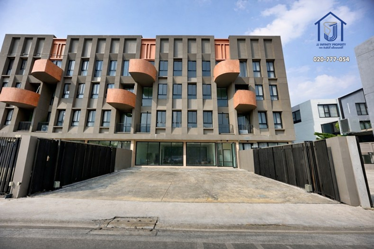 ขายโฮมออฟฟิศลาดพร้าว เซ็นทรัลลาดพร้าว : ขายโฮมออฟฟิศ 3.5 ชั้น บริทตัน ซอยลาดพร้าว 41 แยก 16 พร้อมลิฟต์ส่วนตัว ใกล้MRT สถานีภาวนา