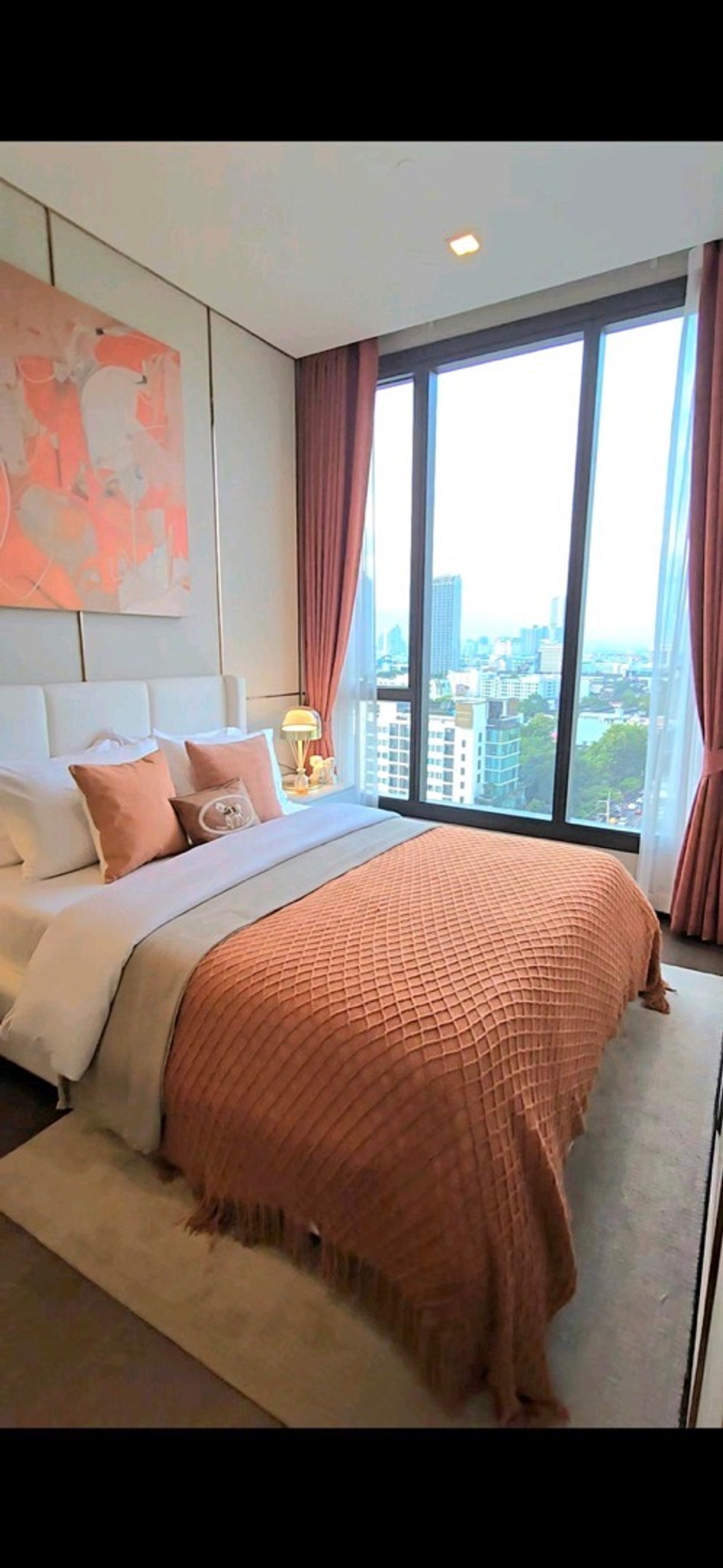 For RentCondoSukhumvit, Asoke, Thonglor : AESTIQ Thonglor — Luxury Urban Pet-Friendly 🐶😸