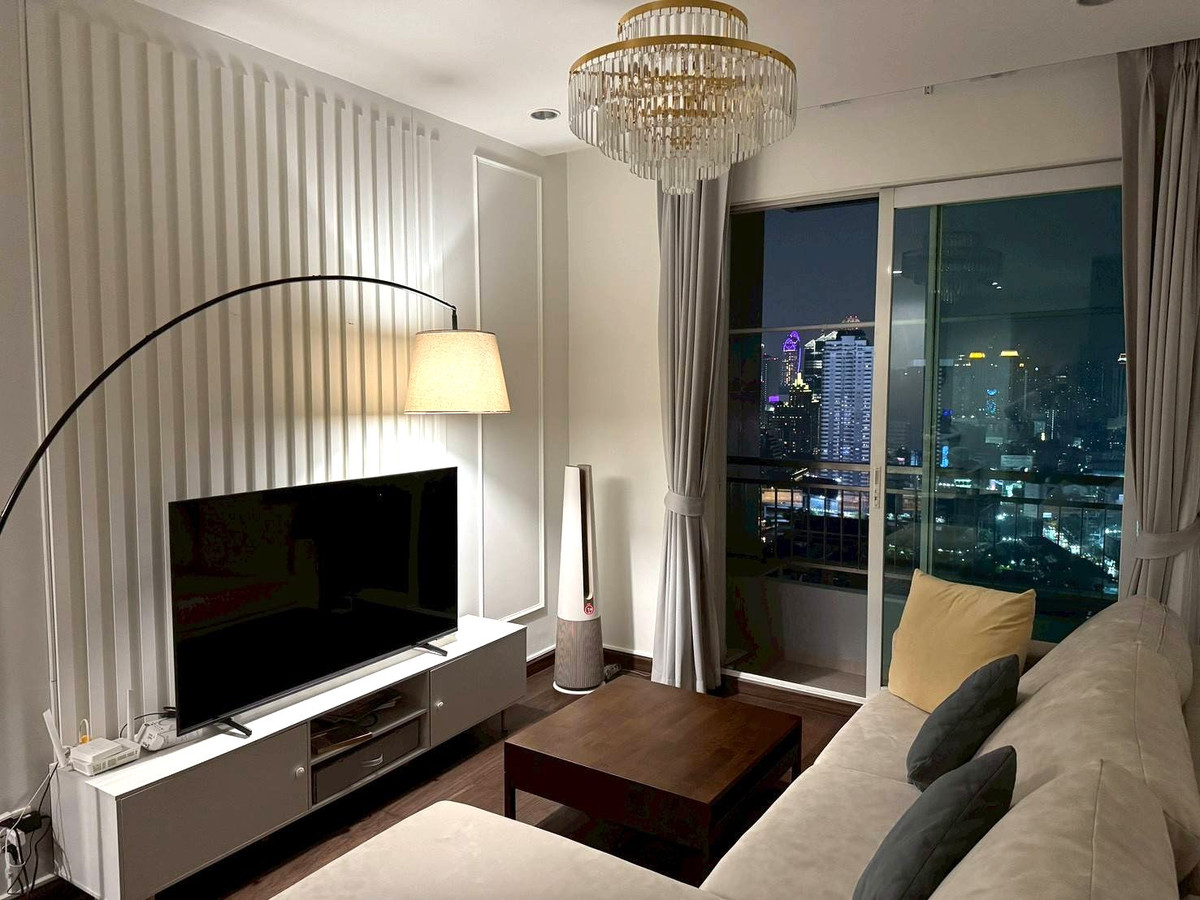 ขายคอนโดพระราม 9 เพชรบุรีตัดใหม่ RCA : ขายคอนโด Circle Condominium ราคา 4,400,000 บาท [NCs260115]