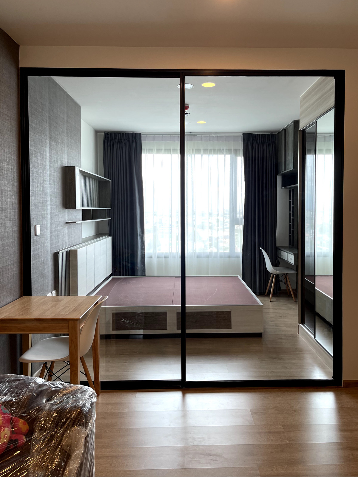 For RentCondoKasetsart, Ratchayothin : 🔥For Rent Now🔥 Chewathai Kaset-Nawamin. Spacious room, beautiful view, fully furnished and ready to move in. Excellent location, on the main road, near BTS Kasetsart University.