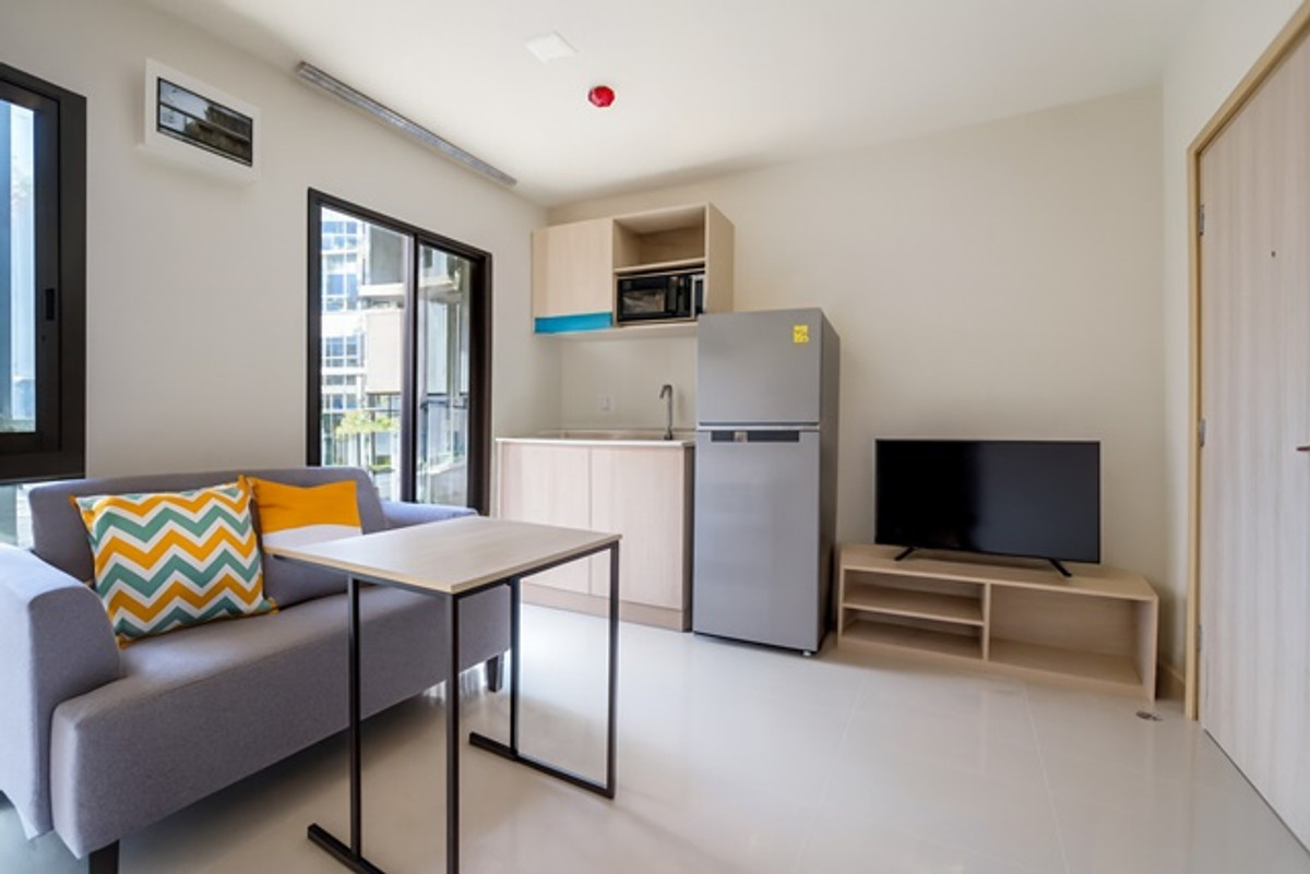 For RentCondoYothinpattana,CDC : D Condo Calm Ramkhamhaeng 40 brand new ready-to-move-in units Special booking offer 1 bed 1 bath Nea