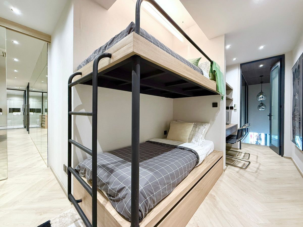 For SaleCondoRatchathewi,Phayathai : 🚀 CONNER Ratchathewi - 170 sq m. Duplex Penthouse* 3 bedrooms, 4 bathrooms, beautifully decorated 092-545-6151 (Tim)