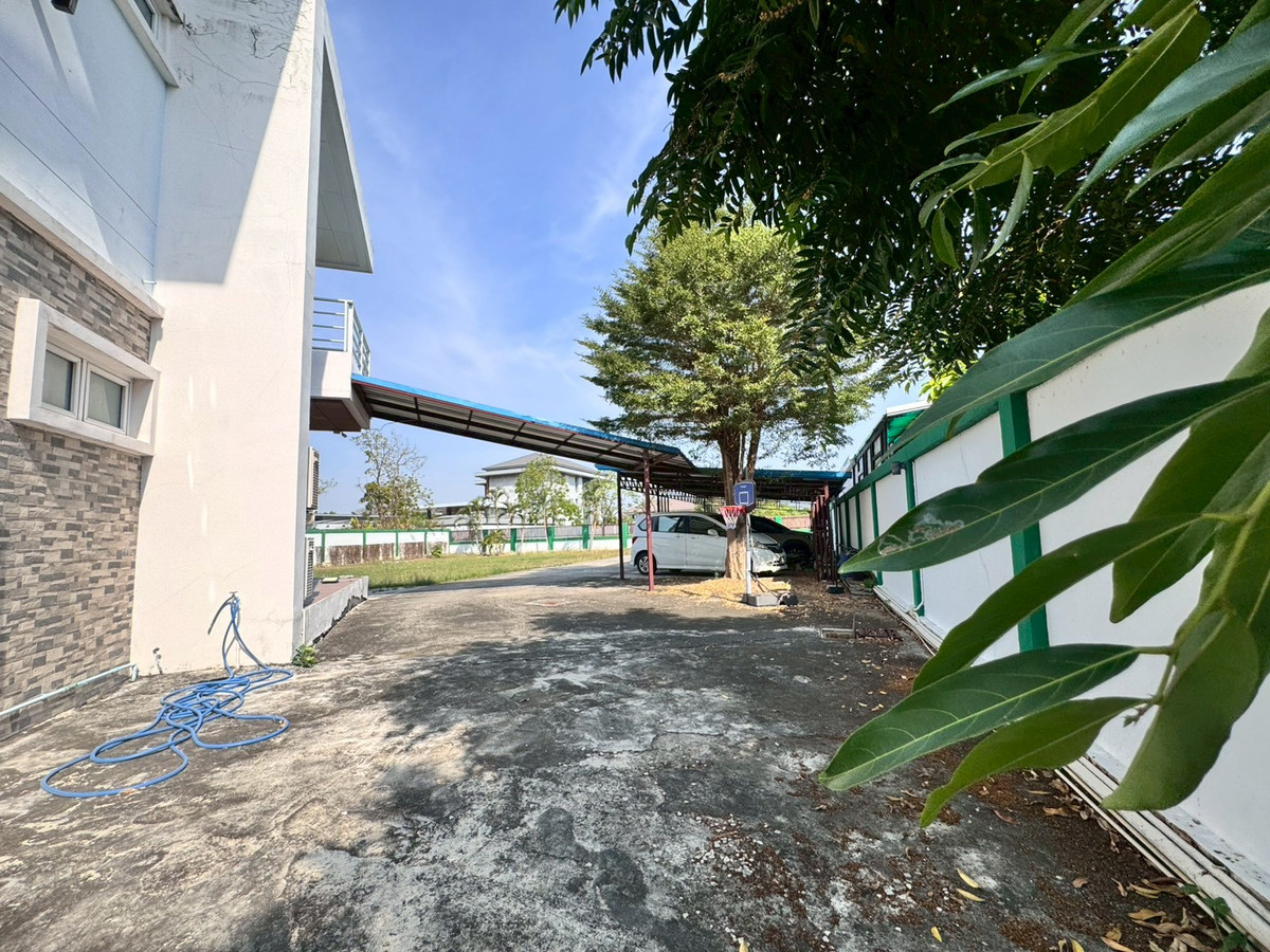 ขายบ้านสมุทรปราการ สำโรง : ขายบ้านเดี่ยว กรีนวัลเล่ย์ 7 บางนา-ตราด **วิวเลคหลังบ้าน** (N.1977)