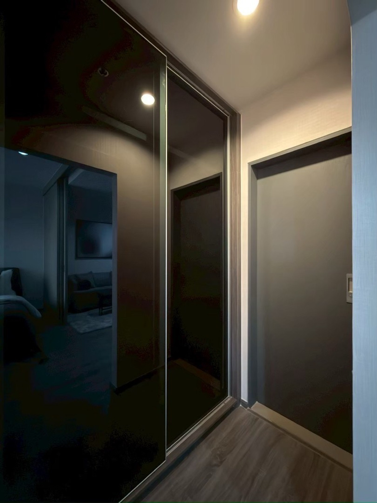 ให้เช่าคอนโดราชเทวี พญาไท : 🏙 IDEO Mobi RangnamLuxury Condo for Rent | Ready to Move In1 Bed 1 Bath 36 sq.m. 27k/m📞Phat: 064-642-8664📞Nui: 094-624-2014