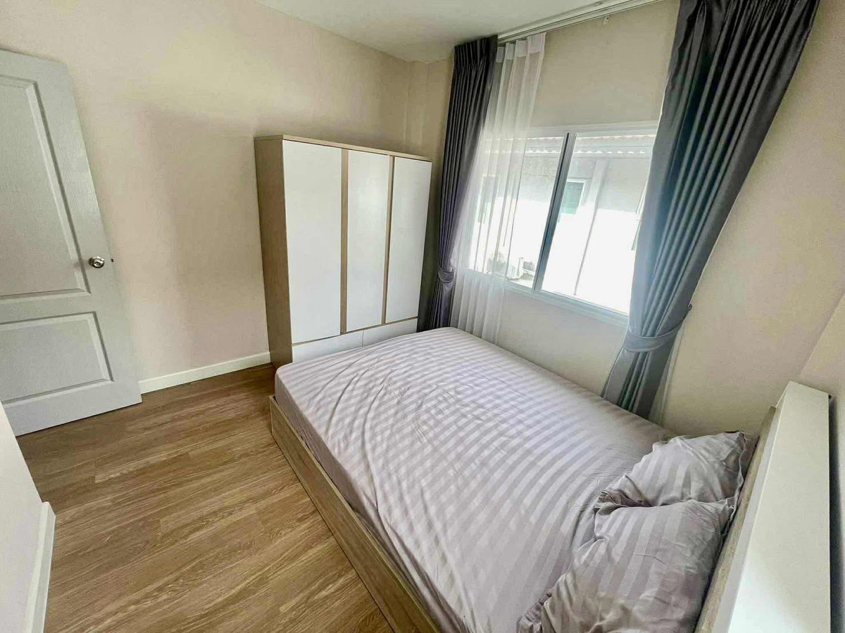 For RentHousePathum Thani,Rangsit, Thammasat : Detached house for rent ✨ Life Bangkok Boulevard Rangsit ✨ 5 bedrooms, 3 bathrooms, fully furnished and equipped with appliances.