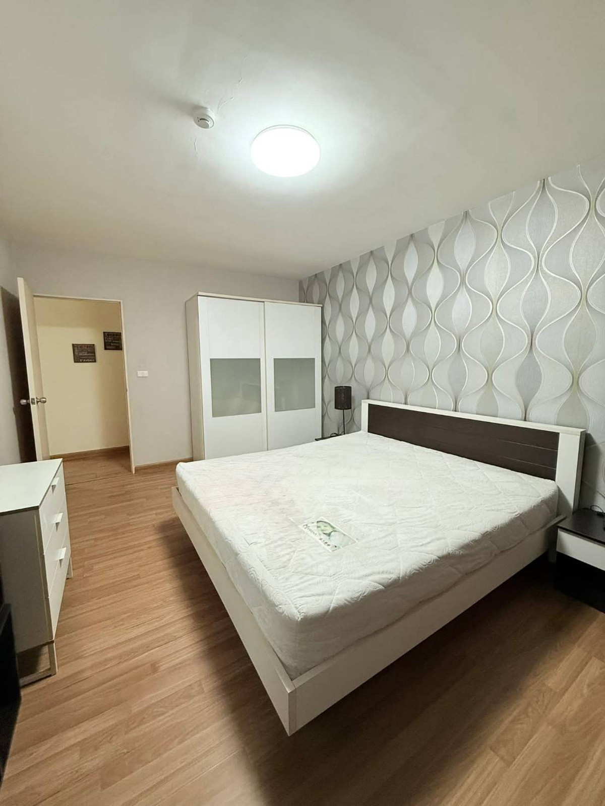 For SaleCondoOnnut, Udomsuk : Beautiful view, condo near BTS Punnawithi and Udomsuk.