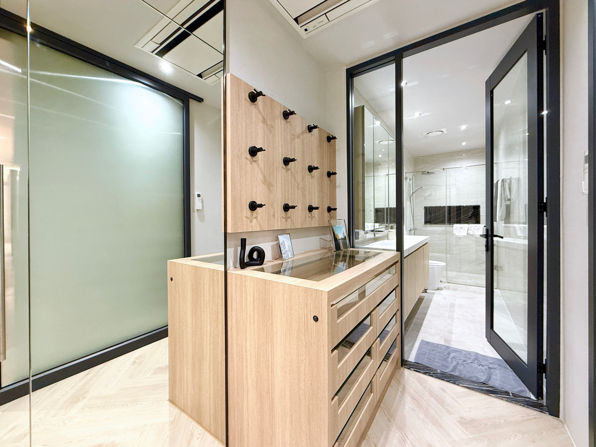 For SaleCondoRatchathewi,Phayathai : 🚀 CONNER Ratchathewi - 170 sq m. Duplex Penthouse* 3 bedrooms, 4 bathrooms, beautifully decorated 092-545-6151 (Tim)