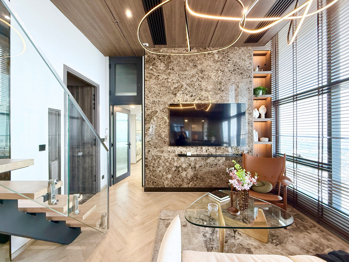 For SaleCondoRatchathewi,Phayathai : 🚀 CONNER Ratchathewi - 170 sq m. Duplex Penthouse* 3 bedrooms, 4 bathrooms, beautifully decorated 092-545-6151 (Tim)