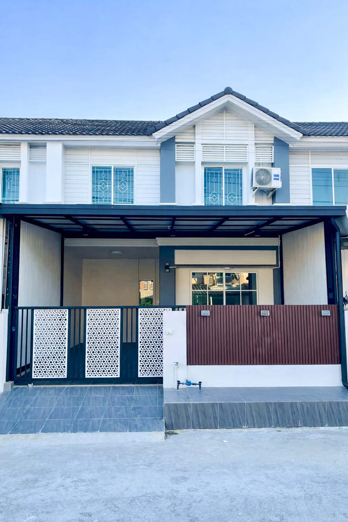 For SaleTownhomePathum Thani,Rangsit, Thammasat : Townhome for Sale Pruksa Ville 46/1 Rangsit Klong 3, 3 beds 2 baths 19 Sqw new renovation Near Rangsit-Nakhon Nayok Khlong Luang Kanchanaphisek Vibhavadi Tollway : KT26S-002