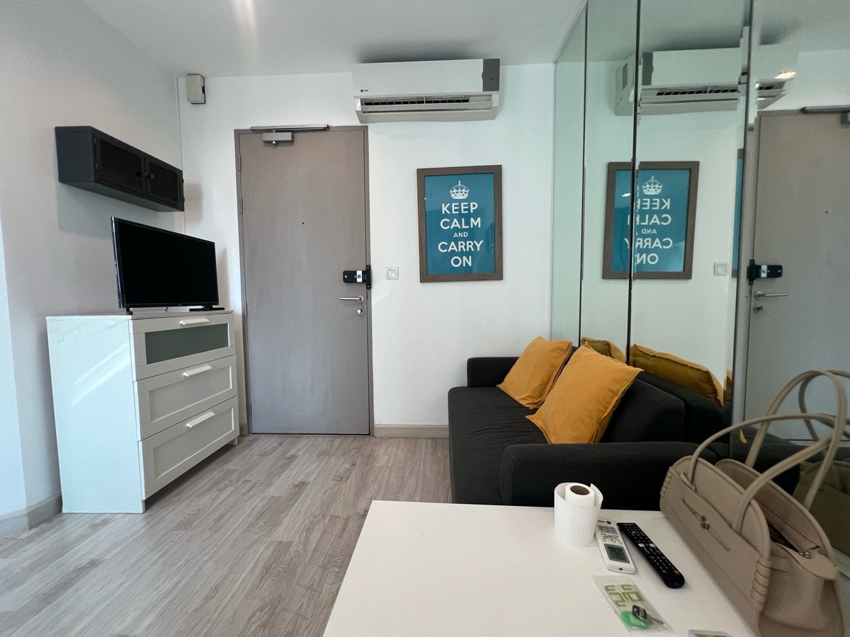 ให้เช่าคอนโดอ่อนนุช อุดมสุข : Ideo Mobi Sukhumvit 81 for RENT
ห้องสตูดิโอ 1 ห้องน้ำ
มีเครื่องซักผ้า /7-11 สะดวกครบครัน 
ราคา 13,000 บาท ด่วน !!!! Call 0614162636