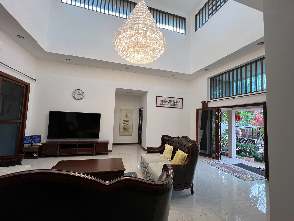 ให้เช่าพัทยา บางแสน ชลบุรี สัตหีบ : For Rent | Sirisa 16 Pool Villa
