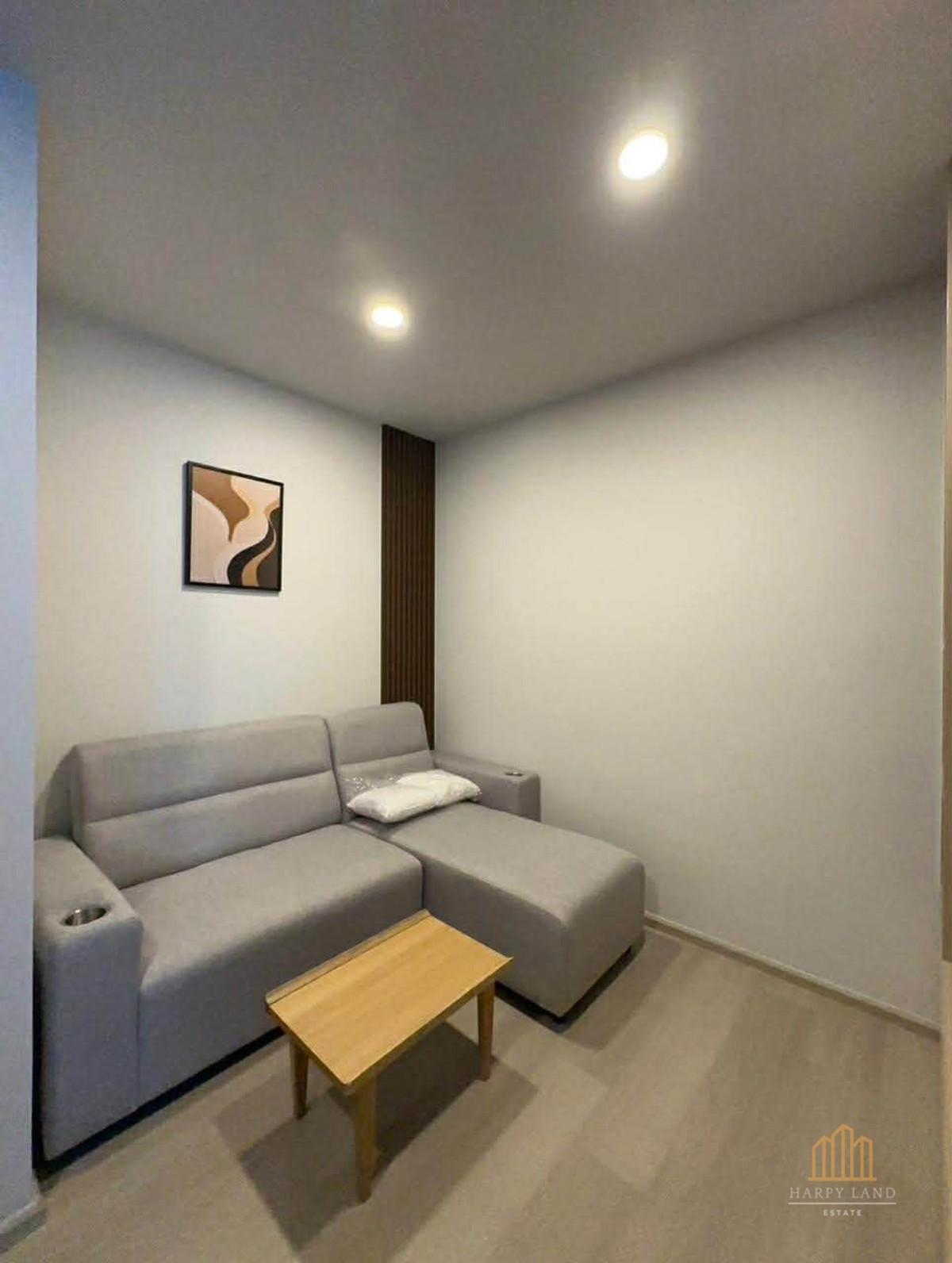 For RentCondoOnnut, Udomsuk : Brand new condo for rent at Aspire On-Nut Station. Fully furnished and ready to move in. Only 25,000 THB per month. 1 bedroom, 1 bathroom, 31.5 sq.m. Contact Ploy 082-328-2959
