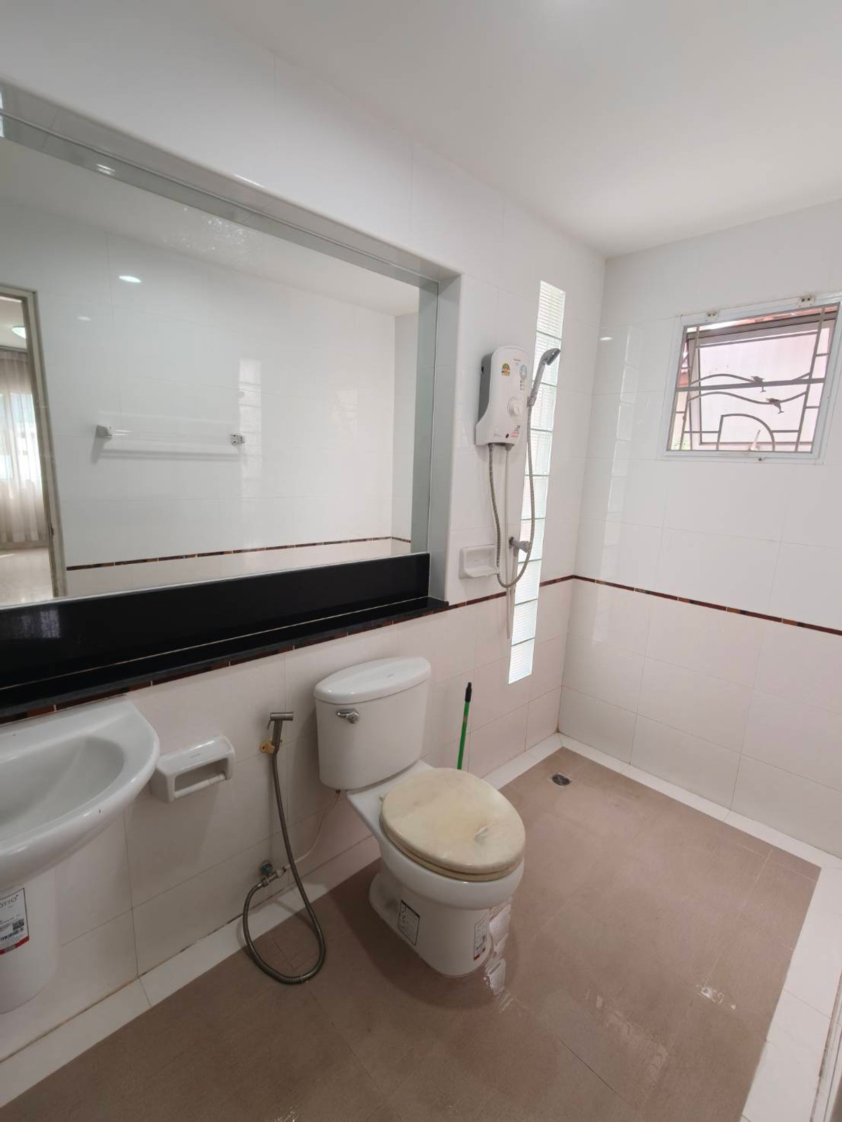 For RentHouseRama5, Ratchapruek, Bangkruai : 🏠 House for rent: Chuan Chuen Rama 7-Sirinthon (Chuan Chuen Rama 7-Sirinthon) Property Code | 📌 LNP-H774