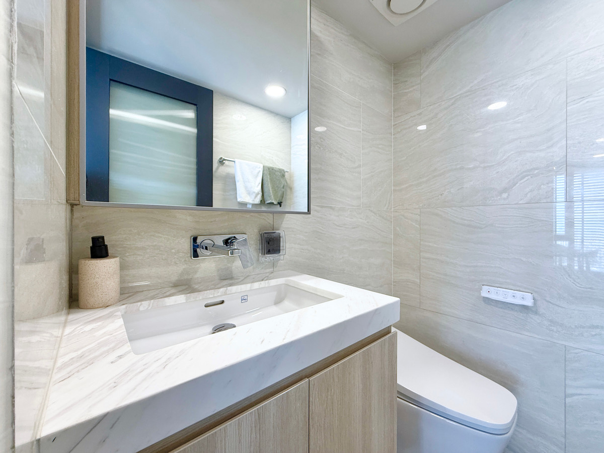 For SaleCondoRatchathewi,Phayathai : 🚀 CONNER Ratchathewi - 170 sq m. Duplex Penthouse* 3 bedrooms, 4 bathrooms, beautifully decorated 092-545-6151 (Tim)