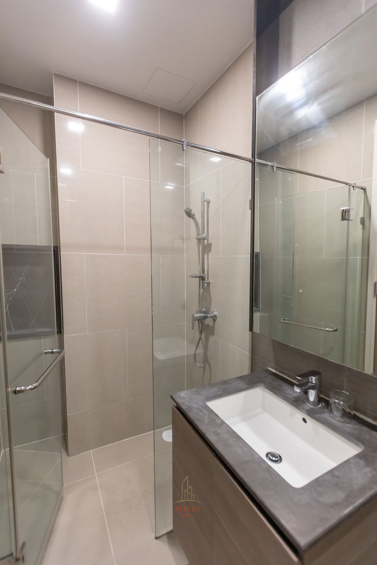 For RentHouseKaset Nawamin,Ladplakao : RH014026 For rent, 3-story detached house at Artale Ekkamai-Ramintra, Kaset Nawamin area.