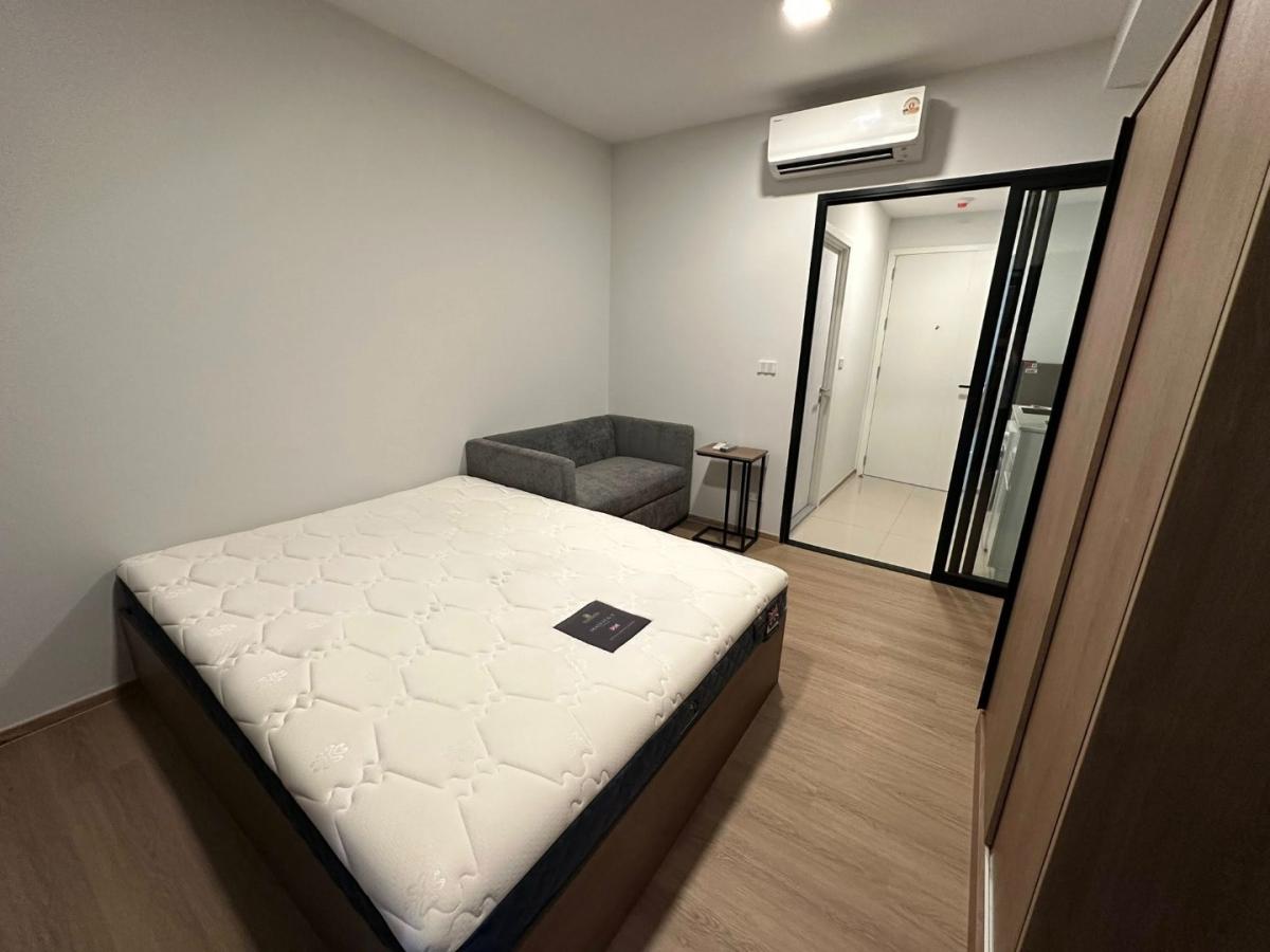 For RentCondoPinklao, Charansanitwong : 🔥For Rent Now🔥 Chapter One Spark, brand new unit, ready to move in. Fully furnished with furniture and appliances. Near MRT Bang Phlat❗