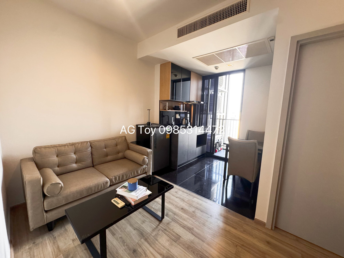 For RentCondoSapankwai,Jatujak : The line Jatujak-Morchit, room for rent, high floor, beautiful view, near Chatuchak Park.