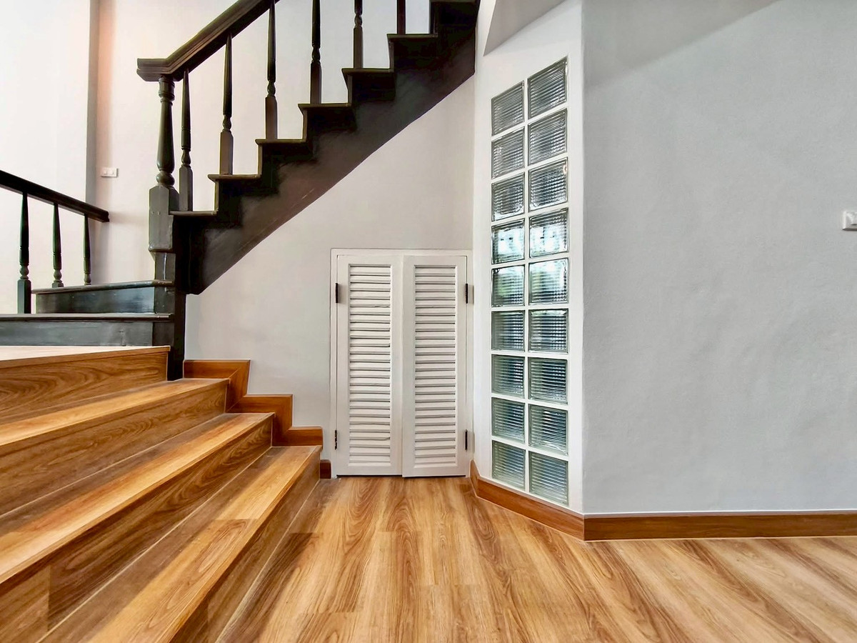 For SaleTownhomePathum Thani,Rangsit, Thammasat : Townhome for sale, 2 and a half floors, Nanthana Garden Village, Rangsit, 5 levels, area 27 square meters, 3 bedrooms, Ban Klang Subdistrict, Mueang Pathum Thani District. Pathum Thani Province