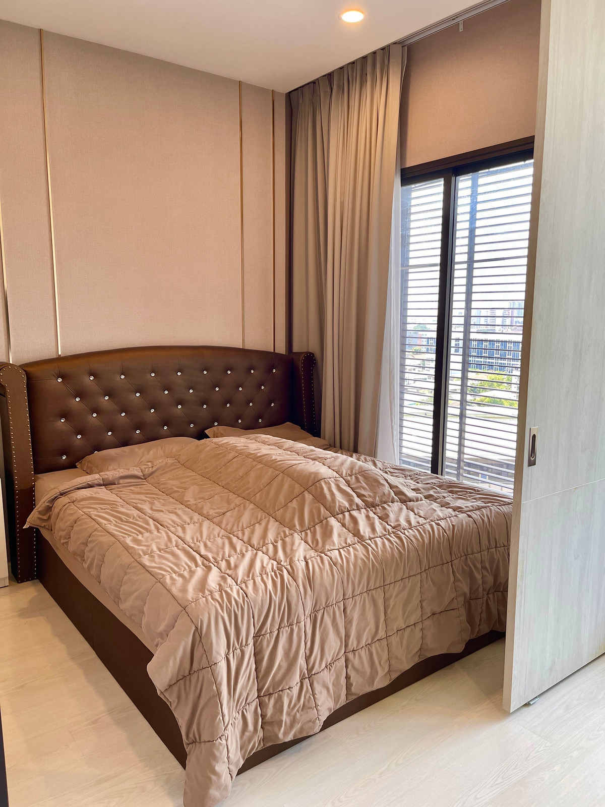 ให้เช่าคอนโดเกษตรศาสตร์ รัชโยธิน : บิ๊วอินสวย สภาพนางฟ้า ชั้น 11 ! ให้เช่าคอนโด แมสซารีน รัชโยธิน ( Mazarine Ratchayothin ) 41.94 ตร.ม ติด BTS รัชโยธิน 0 เมตร ตรงข้ามเมเจอร์รัชโยธิน ! ด่วน.