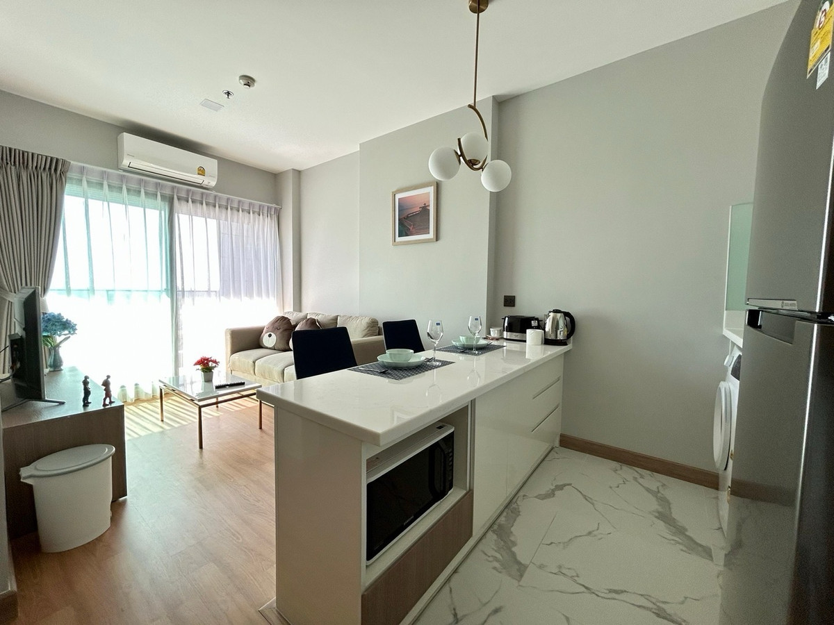 ให้เช่าคอนโด : (GBL1683) 💕คอนโดพร้อมสระว่ายน้ำดาดฟ้าที่ยาวที่สุด 💕 Luxury Condo คอนโดหรู ทำเลดี ใกล้ไนท์บาร์ซ่า ย่านช้างคลาน วิวสวย ทำเลดี
พร้อมให้เช่า 7 กุมภาพันธ์ 2569 

🔥Project name :  Astra Sky River 

- พื้นที่ 37.57 ตร.ม 
- ชั้น 9
- 1 ห้องนอน  1 ห้องน้ำ