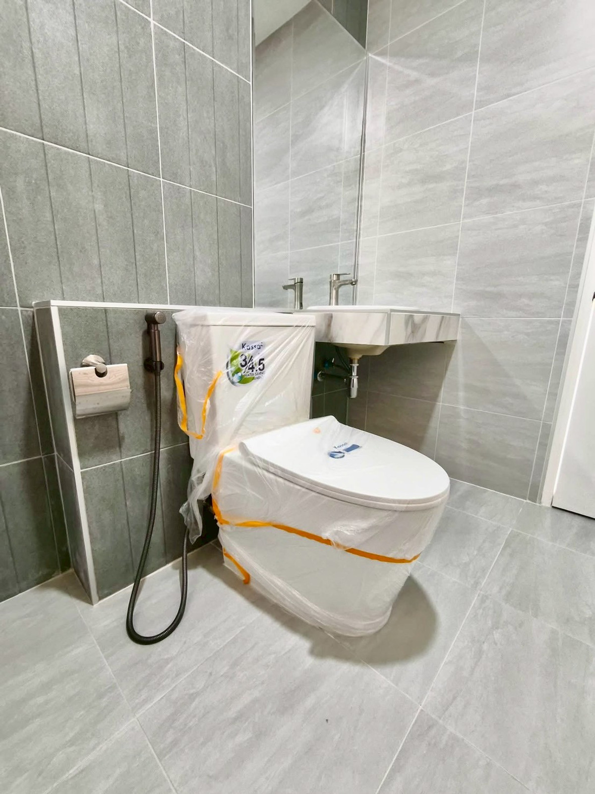 For SaleTownhomePathum Thani,Rangsit, Thammasat : Townhome for sale, 2 and a half floors, Nanthana Garden Village, Rangsit, 5 levels, area 27 square meters, 3 bedrooms, Ban Klang Subdistrict, Mueang Pathum Thani District. Pathum Thani Province