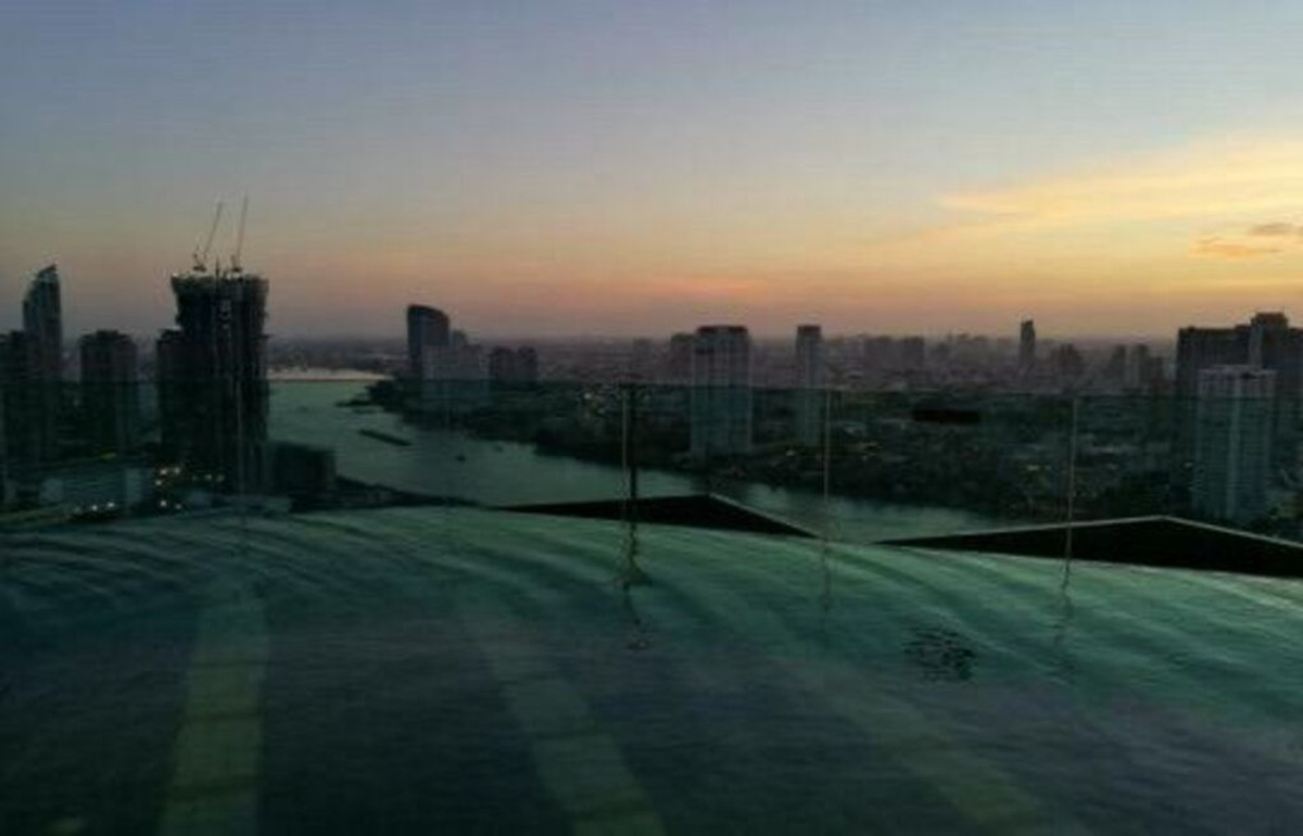 ให้เช่าคอนโดสาทร นราธิวาส : ให้เช่า ริธึ่ม สาทร เลขที่ 141/775 (ทิศตะวันออก) (BTS สะพานตากสิน)