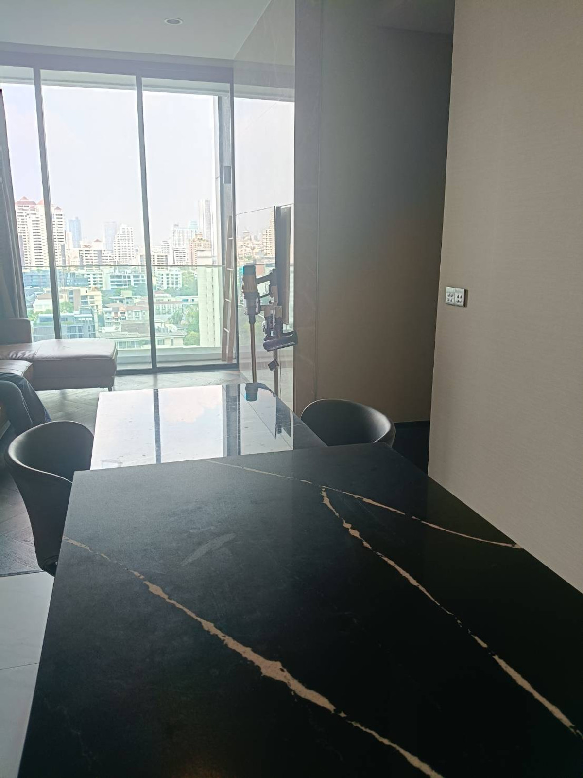 ให้เช่าคอนโดสุขุมวิท อโศก ทองหล่อ : Rent!!! THE ESSE Sukhumvit 36 / 2 Bedroom & 2 Bathroom – Landhousing (Thailand)