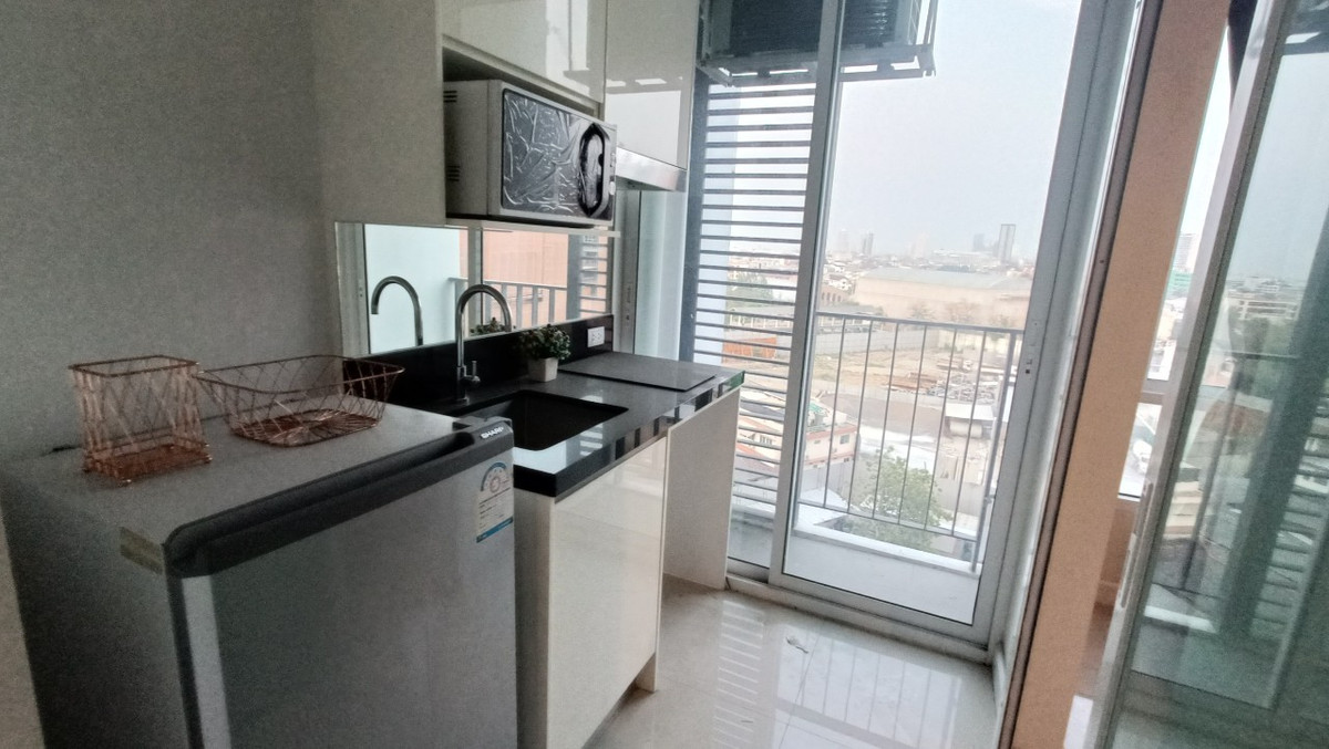 ขายคอนโดอ่อนนุช อุดมสุข : 🔥 ขายลดราคา 🔥 The Sky Sukhumvit เพียง 2.65 ล้าน*