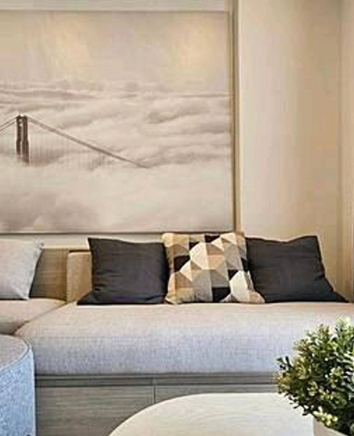 ให้เช่าคอนโดวงเวียนใหญ่ เจริญนคร : เช่า เรฟเฟอเรนซ์ สาทร - วงเวียนใหญ่ สวย ถูก พร้อมอยู่ ใกล้ BTS วงเวียนใหญ่ สนใจแอตไลน์ครับ@841qqlnr