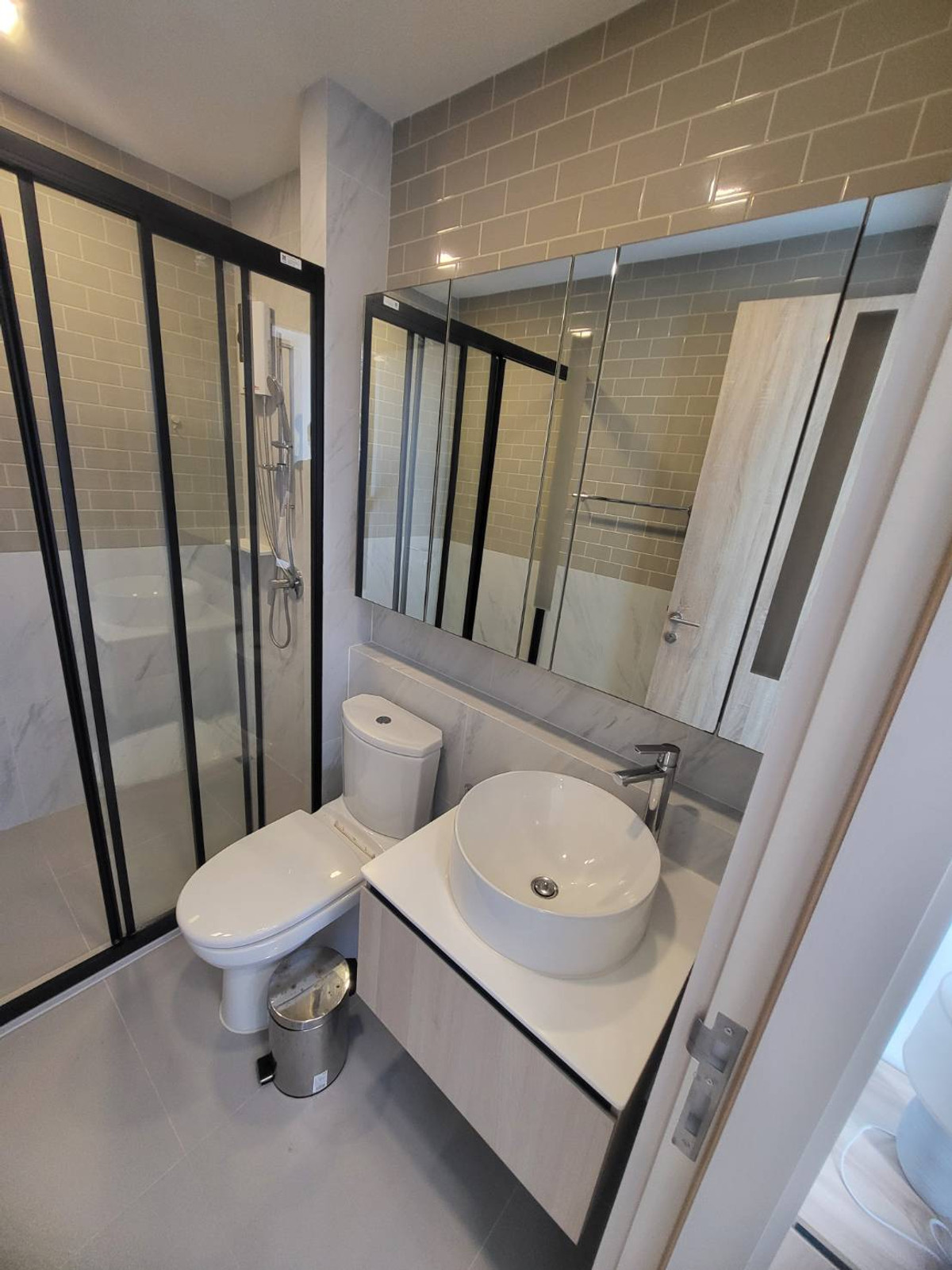 For RentCondoRatchathewi,Phayathai : New Room // XT Phayathai 1bed 32.5 Sqm Fullyfurnish 20,000-