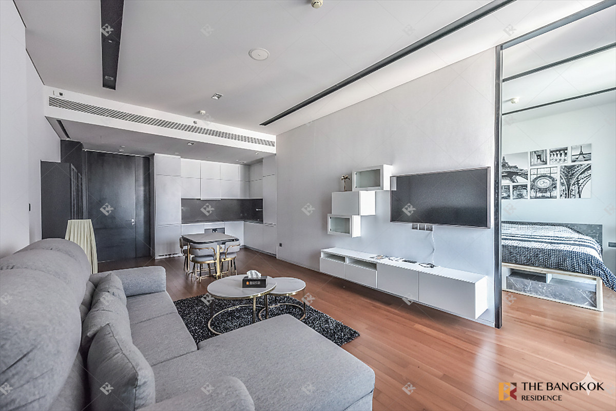 ให้เช่าคอนโดวงเวียนใหญ่ เจริญนคร : 🔥RENT - 出租🔥【稀有高楼层河景房｜一线全景河湾 + 城市天际线】 即可入住 / 联系人：Aimee 电话：065-820-8476（欢迎来电咨询）