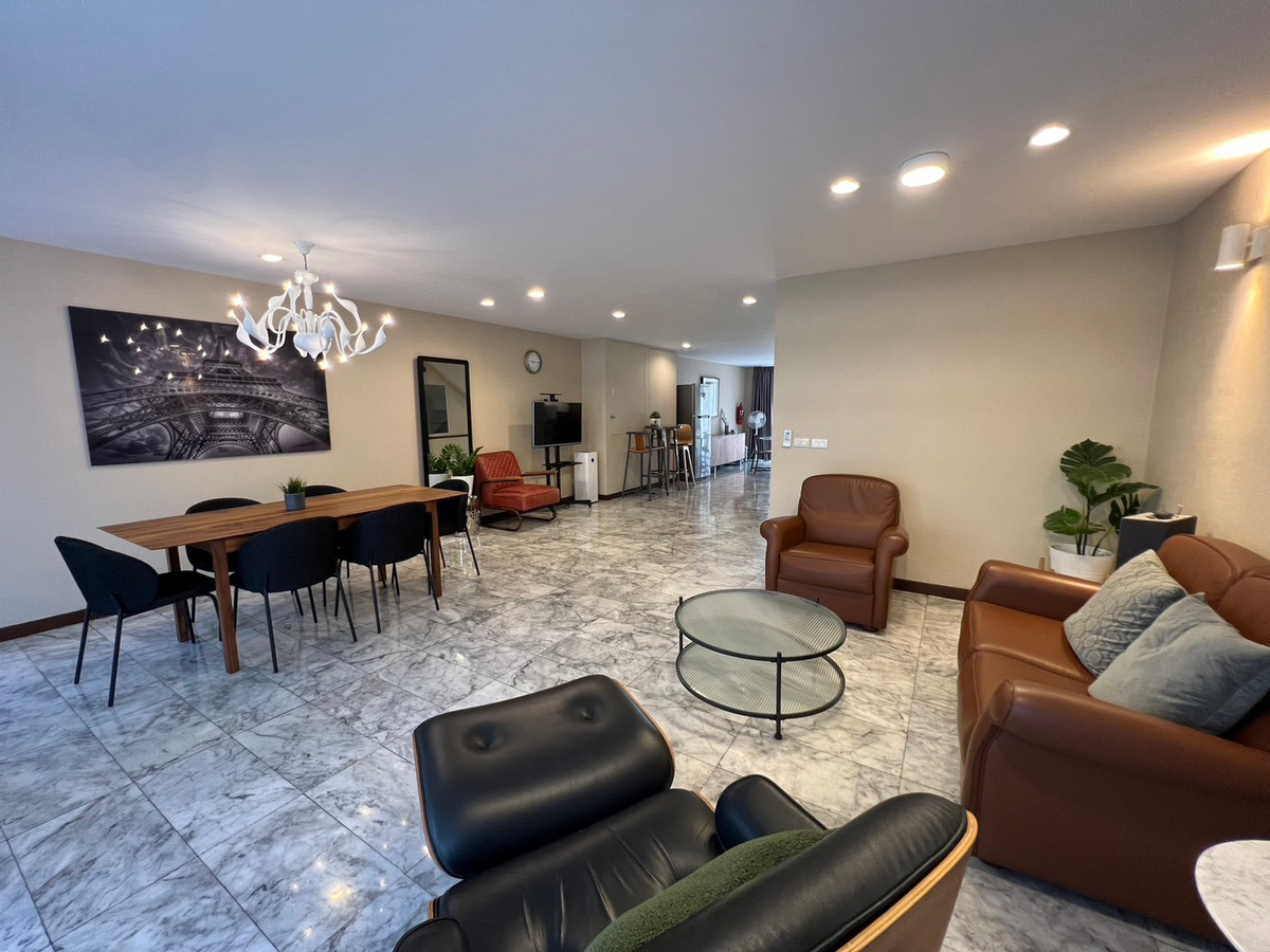 For RentTownhomePattanakan, Srinakarin : for rent Beautiful town house at pattanakarn soi 52 (S03-1819) 