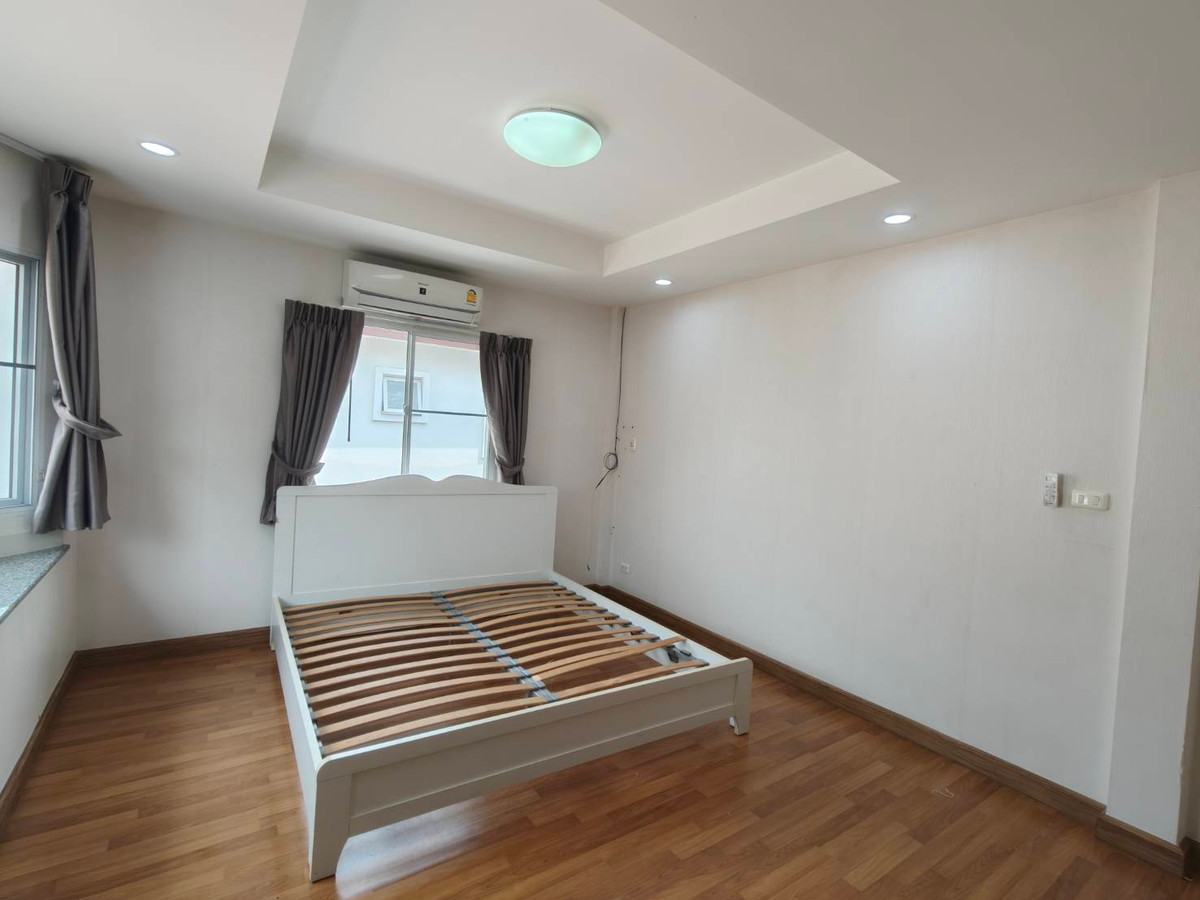 For RentHouseRama5, Ratchapruek, Bangkruai : 🏠 House for rent: Chuan Chuen Rama 7-Sirinthon (Chuan Chuen Rama 7-Sirinthon) Property Code | 📌 LNP-H774