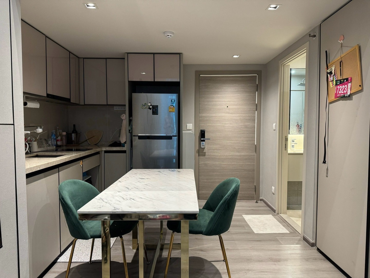 For RentCondoSapankwai,Jatujak : ❤️For sale/rent Condo the reserve phahol pradipat. 9th floor, size 29+ 10 sq m, selling for only 4.4 million only. ,Rent 21,000 baht, interested line @900cqqhk /. 0859114585. ❤️East balcony Nearby important places