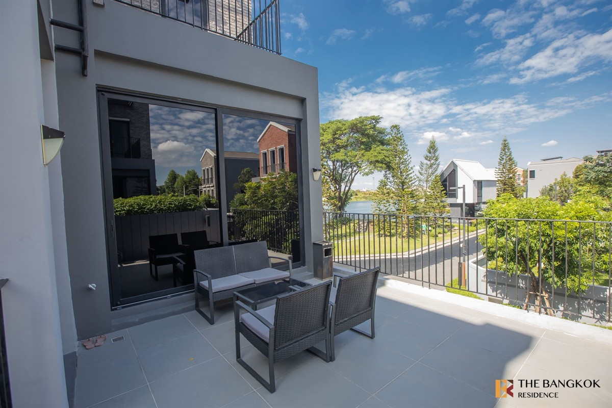 For RentHouseKaset Nawamin,Ladplakao :  Artale Ekkamai–Ramintra 🏡 Premium Luxury Home, Fully Furnished & Ready to Move In 💎 