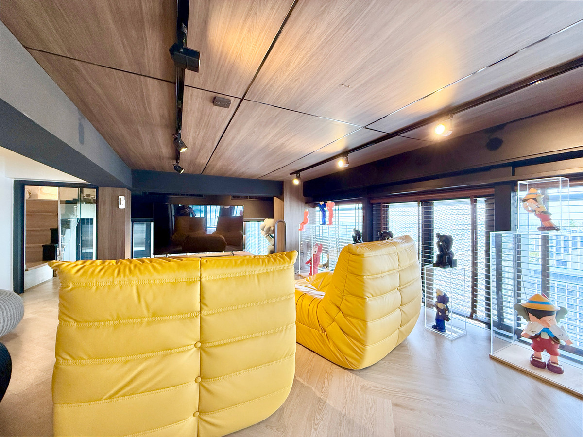 For SaleCondoRatchathewi,Phayathai : 🚀 CONNER Ratchathewi - 170 sq m. Duplex Penthouse* 3 bedrooms, 4 bathrooms, beautifully decorated 092-545-6151 (Tim)