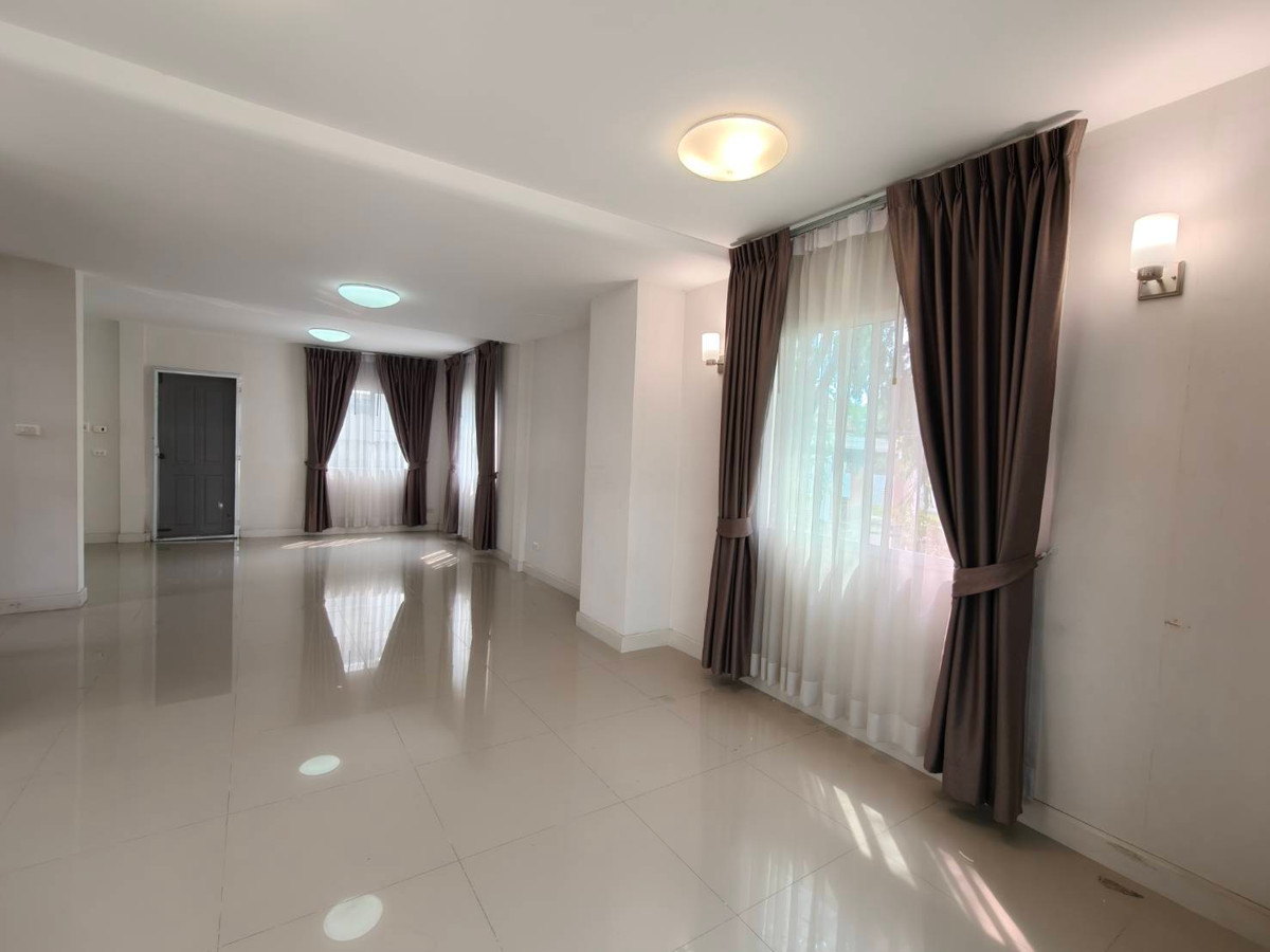 For RentHouseRama5, Ratchapruek, Bangkruai : 🏠 House for rent: Chuan Chuen Rama 7-Sirinthon (Chuan Chuen Rama 7-Sirinthon) Property Code | 📌 LNP-H774