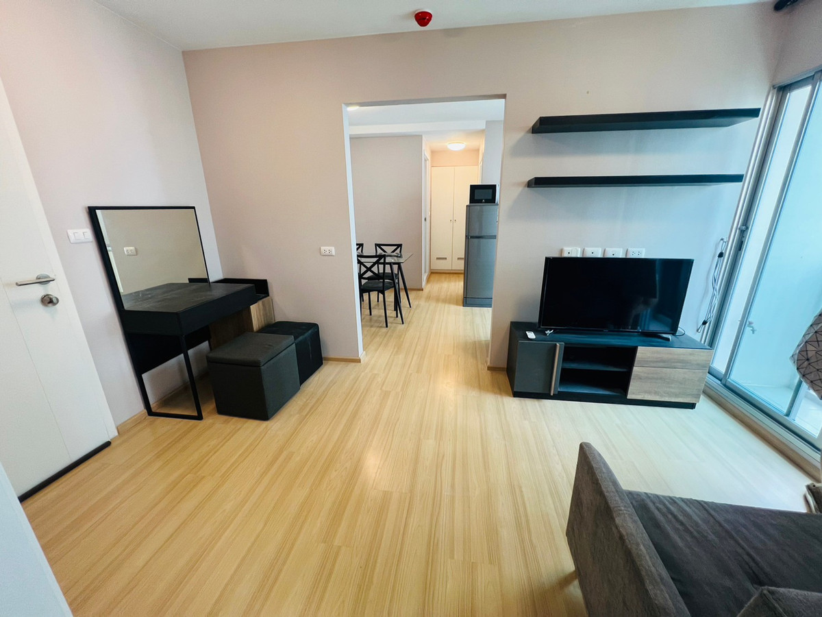 For RentCondo : ด่วนๆ ปล่อยให้เช่า... ห้องใหญ่ 2 ห้องนอน 2 ห้องน้ำ ใกล้ส่วนกลางคอนโด ราคาดีสุดๆ เพียง 13,500.-/เดือน เท่านั้น!!