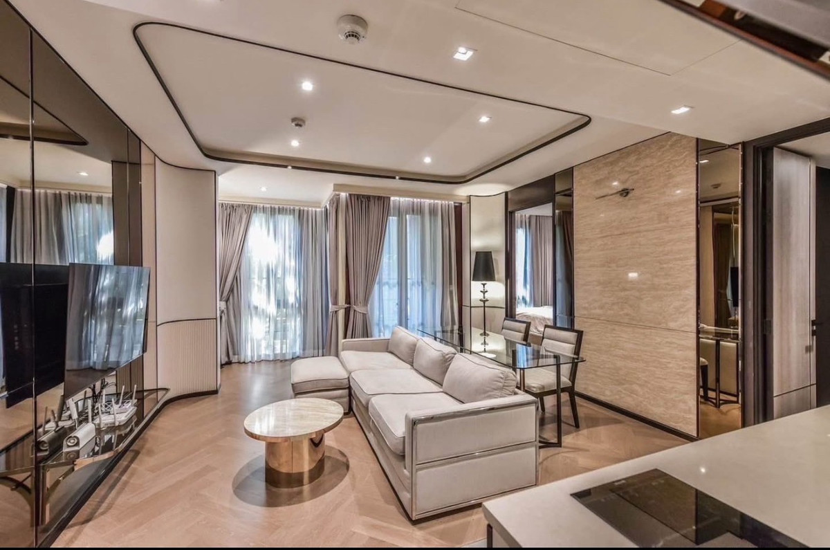 ให้เช่าคอนโดสุขุมวิท อโศก ทองหล่อ : For rent📍the reserve sukhumvit61 📞0639399665
✔️type 1 bed 1 bath