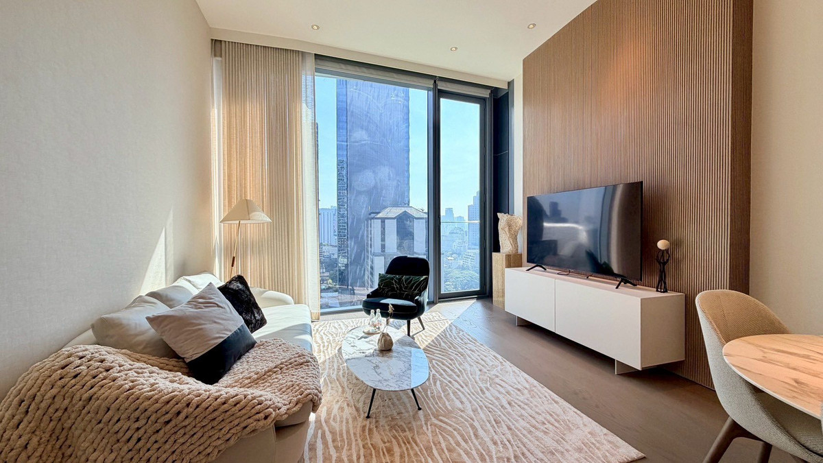 For RentCondoWitthayu, Chidlom, Langsuan, Ploenchit : Scope Langsuan for rent 155 sqm 1bedroom 1bathroom 200,000 per month